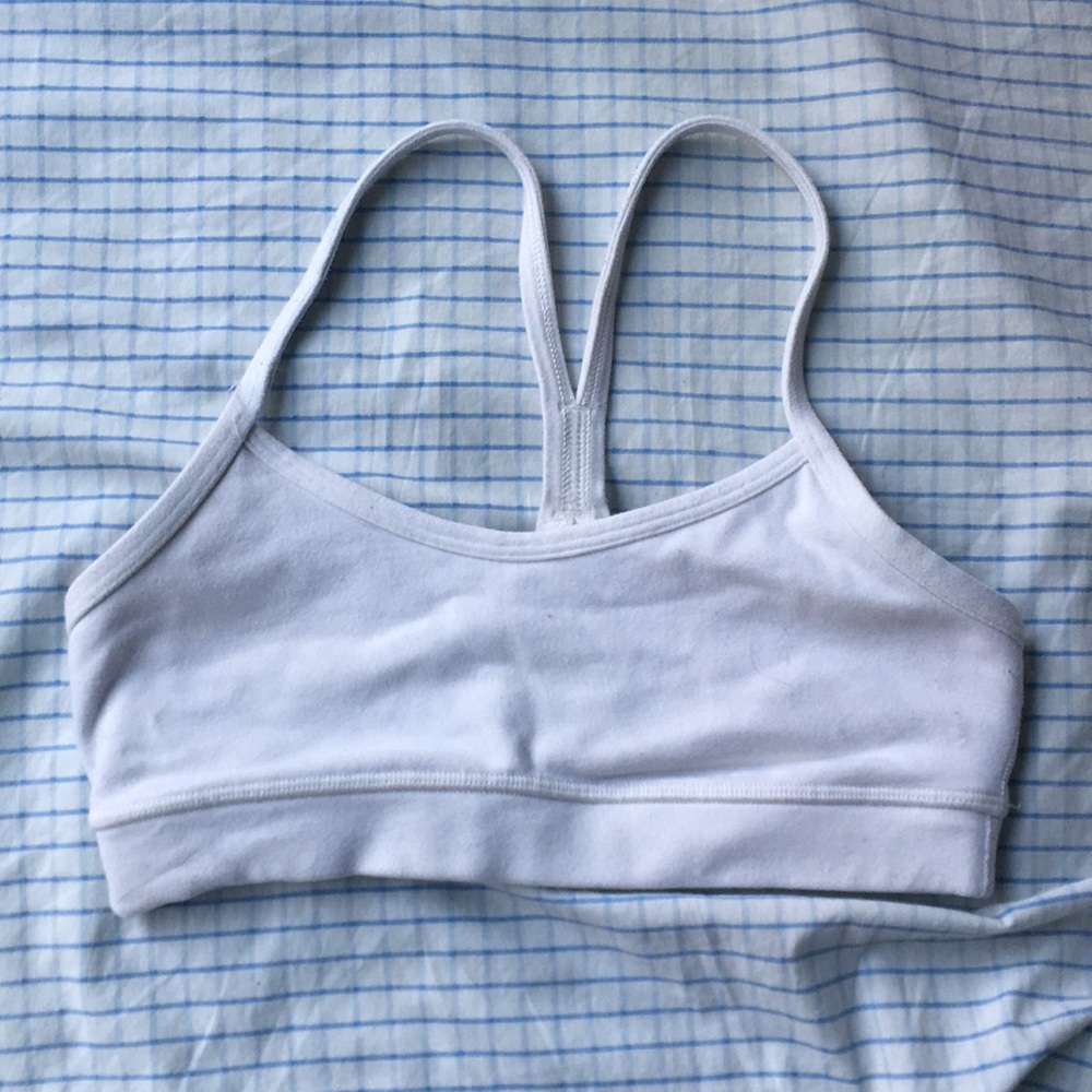 Lulu lemon flow y sports bra